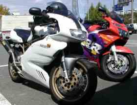 SS900 & CBR900RR (900x690 78kb)