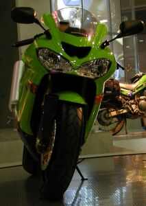 ZX-10R  (569x800 72kb)