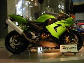 ZX-10R E (1024x768 103kb)